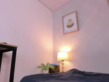 Chaturbate Adult Video Chat of caroline_dh