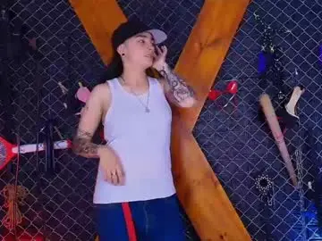 Chaturbate Free Porn Cam of bellatrix_infernal_bdsm