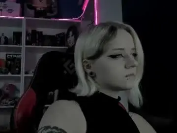 Chaturbate Free Porn Cam of holy_mistresss