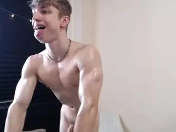 Chaturbate Live Sex Cam of marc_solo