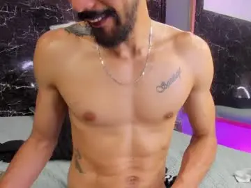 Chaturbate Live Sex Cam of leo_vesper