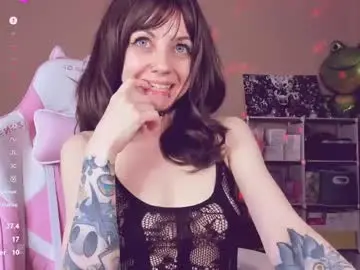 Chaturbate Watch Live Sex Cams of amyrose69