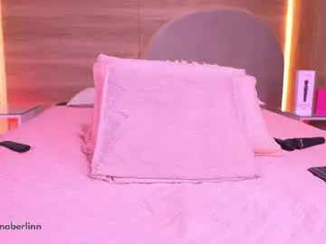 Chaturbate Live Sex Cam of dannaberlin