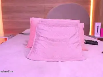 Chaturbate Live Sex Cam of dannaberlin
