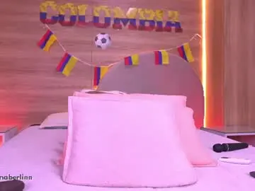 Chaturbate Live Sex Cam of dannaberlin