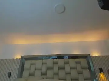 Chaturbate Live Sex Cam of noah_pariss