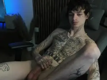 Chaturbate Free Porn Cam of oliverrgroove