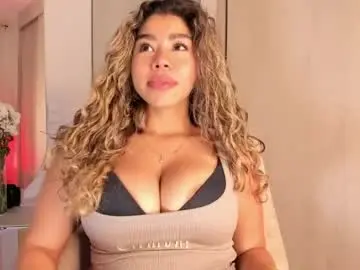 Chaturbate Live Sex of melina_ferrer1