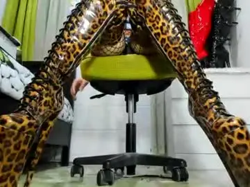 Chaturbate Nude Webcam of mistresstiffany69