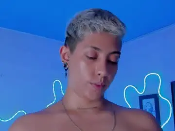 Chaturbate Live Sex Cam of aleja1214