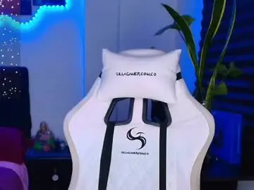 Chaturbate Live Sex Cam of gabbie_kook