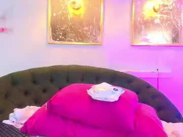 Chaturbate Free Porn Cam of eve_diamond_cr