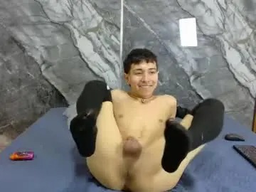 Chaturbate Sex Chat of noahwalker__