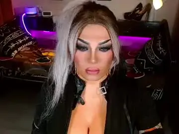 Chaturbate Best live sex cam show of imurwildtruequeen