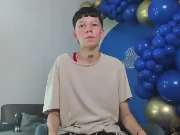 Chaturbate Free Porn Cam of liambrown09