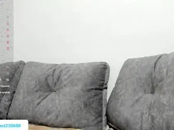 Chaturbate Live Sex Cam of dylan_starxx