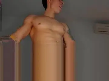 Chaturbate Adult Video Chat of aaronmagnum