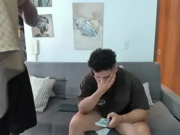 Chaturbate Free Porn Cam of straight__friends