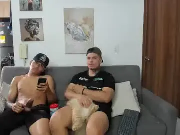 Chaturbate Adult Video Chat of straight__friends