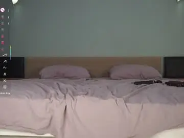 Chaturbate Watch Live Sex Cams of chee_cha