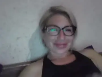 Chaturbate Private Sex Chat of fox_red_lady7