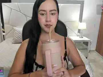 Chaturbate Live Sex Cam of natasha_kiim_