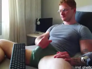 Chaturbate Nude Webcam of chris_boy37