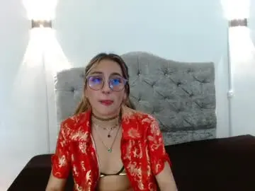 Chaturbate Live Sex Cam of mrandmrsvixencs