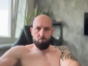Chaturbate Live Sex Cam of tommyx01