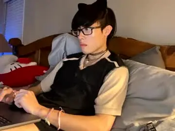 Chaturbate Free Porn Cam of hottiewithabody101