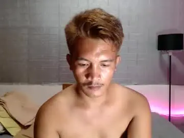 Chaturbate Free Live Porn of hunkylloyd