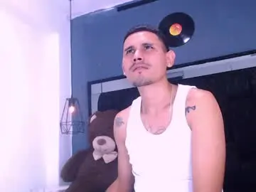 Chaturbate Adult Webcam of bryan_pirs