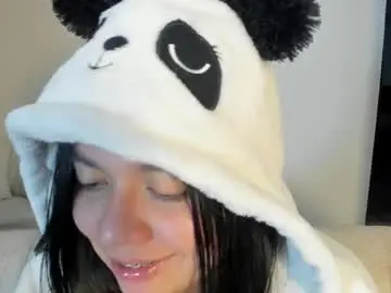 Chaturbate Live Sex Cam of cassie_jones1