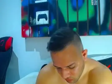 Chaturbate Watch Live Sex Cams of hugo_19cm