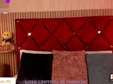 Chaturbate Live Sex Cam of kirivelvet