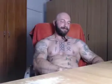 Chaturbate Free Live Porn of strongivan