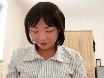 Chaturbate Live Sex Cam of libbiepostlethwaite