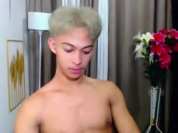 Chaturbate Nude Webcam of hunk_edward