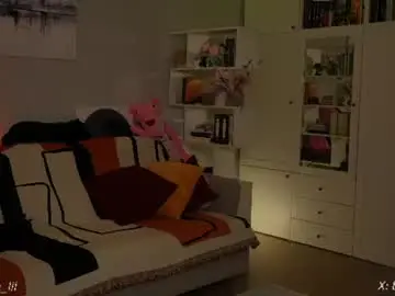 Chaturbate Live Sex of _blackbee_