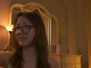 Chaturbate Adult Webcams of gertrudisshinn