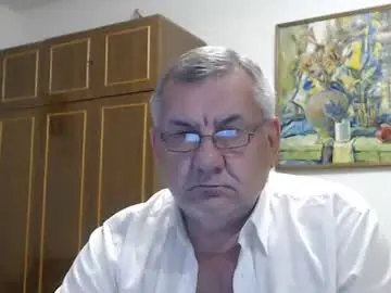 Chaturbate Watch Live Sex Cams of machomale3