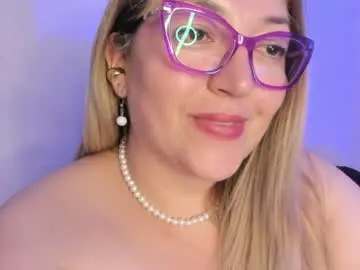 Chaturbate Live Sex Cam of naty__mature_