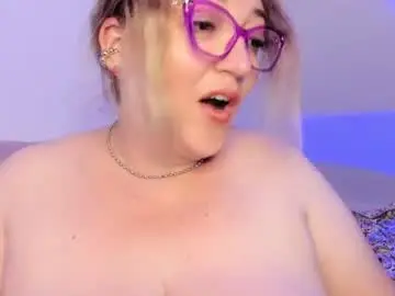 Chaturbate Sex Chat of naty__mature_