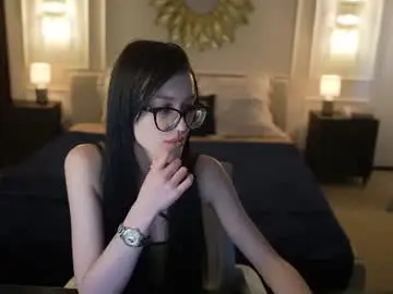 Chaturbate Live Porn of bright_diamonds_054