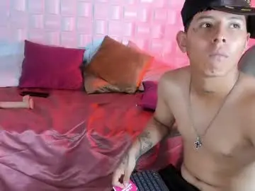 Chaturbate Nude Webcam of sheylan_jaicob
