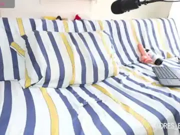 Chaturbate Watch Live Sex Cams of little_bear00
