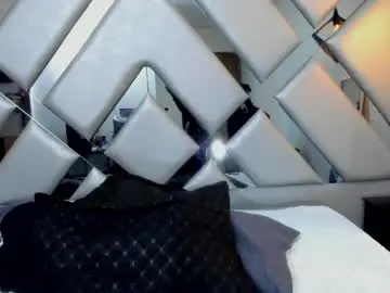 Chaturbate Sex Cam of nahomii_hill