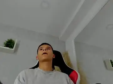 Chaturbate Adult Webcams of dylanroyce_