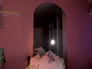 Chaturbate Watch Live Sex Cams of caroline_kiparis
