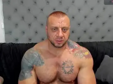 Chaturbate Adult Webcams of ironhulk22